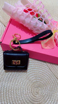 Mini Luxury Bag Keychain – Cute Portable Coin & Essentials Pouch 🖤✨